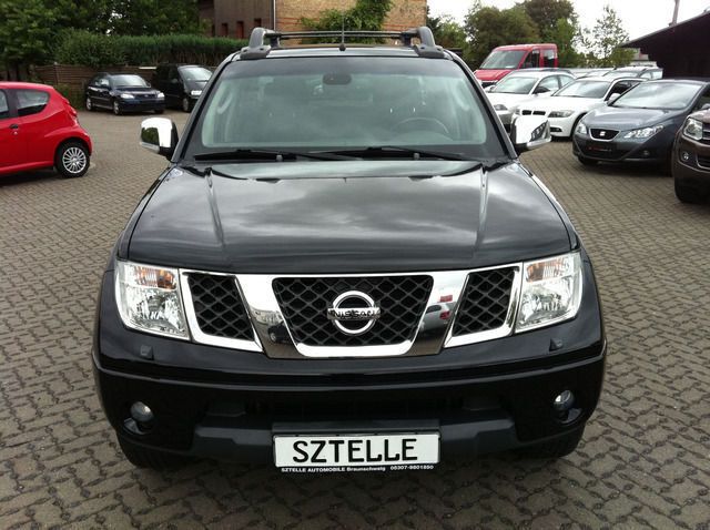 Gebraucht Nissan Navara 171 PS (125 kW) 2007 Schwarz Pickup