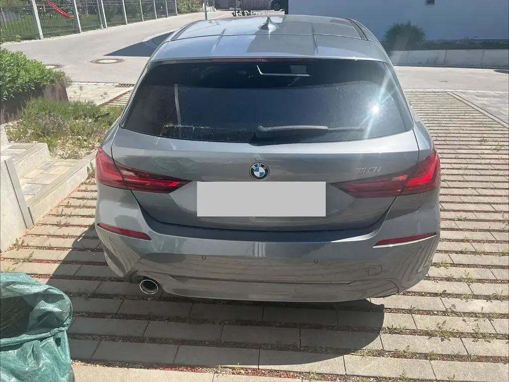 Gebraucht BMW 118 Advantage 136 PS (100 kW) 2023 Silber Kleinwagen