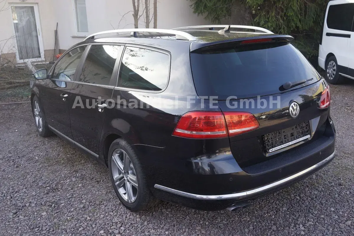 Używany VW Passat R-line 170 KM (125 kW) 2012 Czarny Sedan/Limuzyna