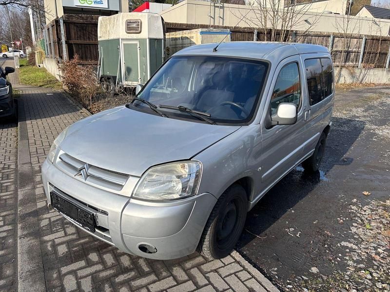Gebraucht Citroën Berlingo 90 PS (66 kW) 2007 Silber Van / Kleinbus