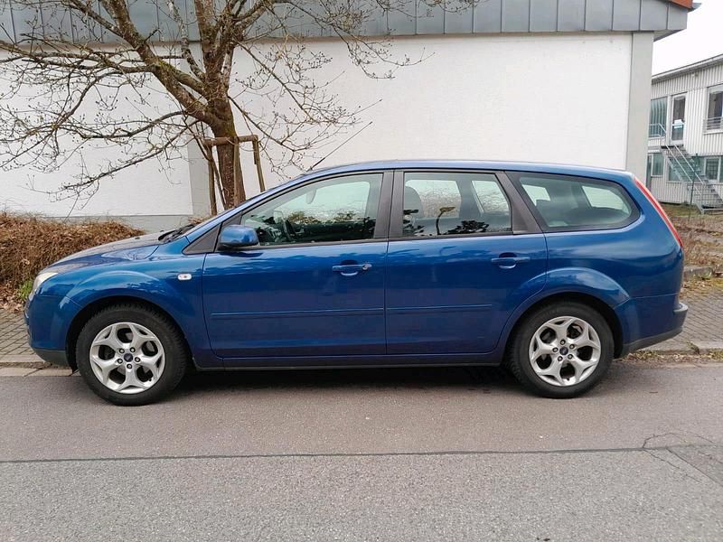 Gebraucht Ford Focus 125 PS (91 kW) 2007 Blau Kombi