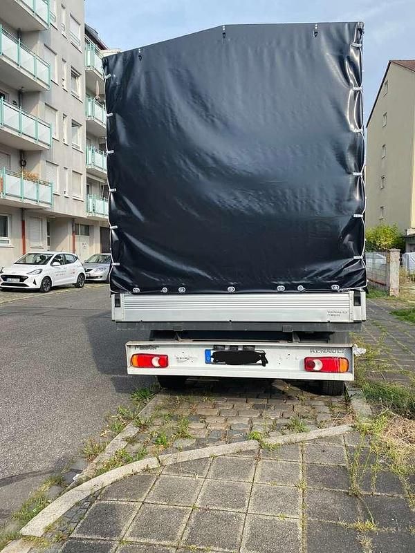 Second-hand Renault Master 131 CP (96 kW) 2017 Alb Van