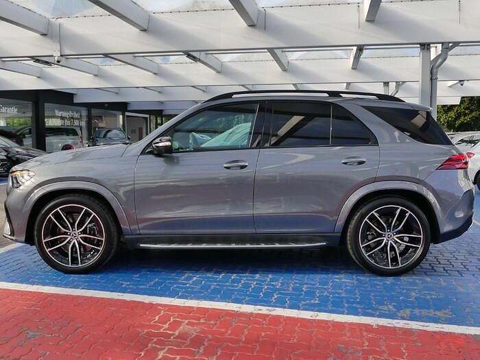 Gebraucht Mercedes GLE450 AMG AMG 367 PS (269 kW) 2024 Metalliclack selenitgrau Van
