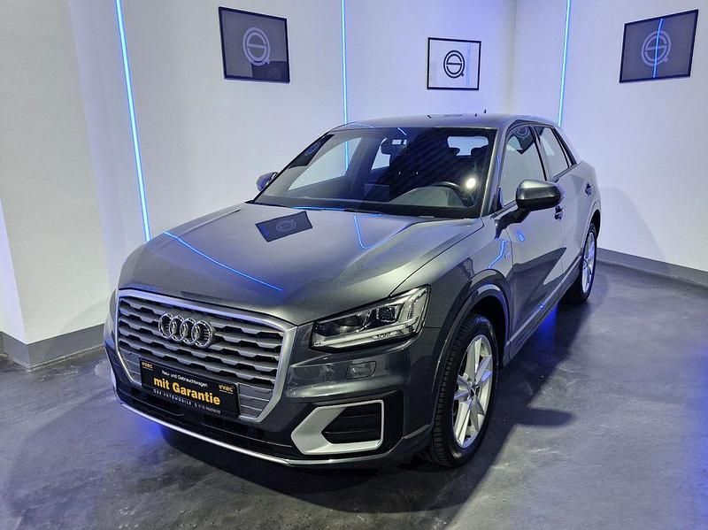 Gebraucht Audi Q2 S-Line 150 PS (110 kW) 2018 Grau SUV