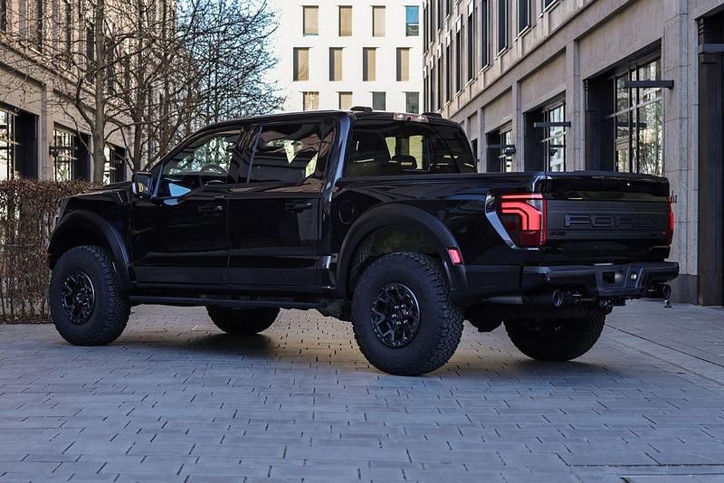 Neu Ford V8 Raptor 730 PS (536 kW) 2026 Agate black metallic SUV