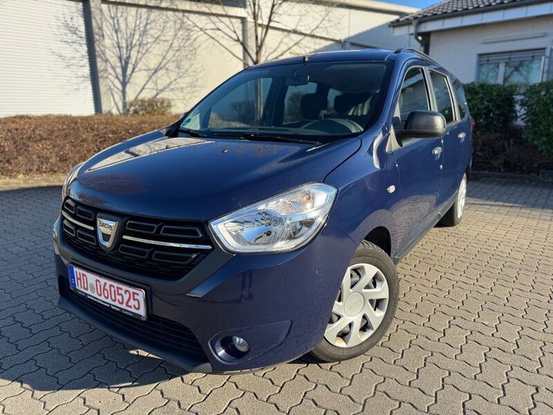 Blau Gebraucht 2019 Dacia Lodgy Essentiel Van / Kleinbus | 9.699 € (Guter Preis) - Bild 1/4