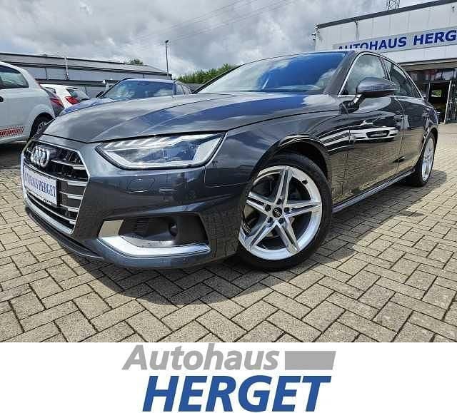 Grau Gebraucht 2022 Audi A4 Advanced Plus Limousine | 22.990 € (Superpreis) - Bild 1/4