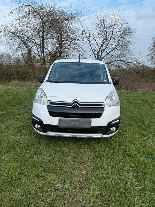 Gebraucht Citroën Berlingo 100 PS (73 kW) 2018 Weiß Van / Kleinbus