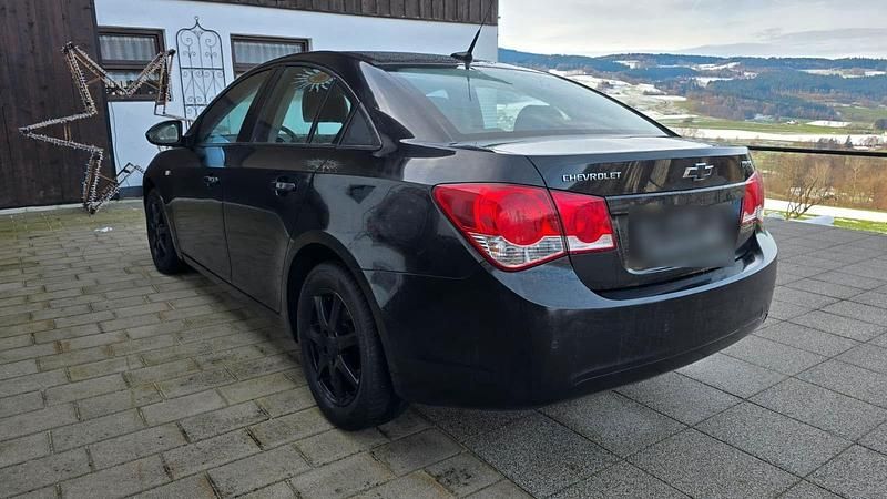 Gebraucht Chevrolet Cruze LT 163 PS (119 kW) 2012 Schwarz Limousine