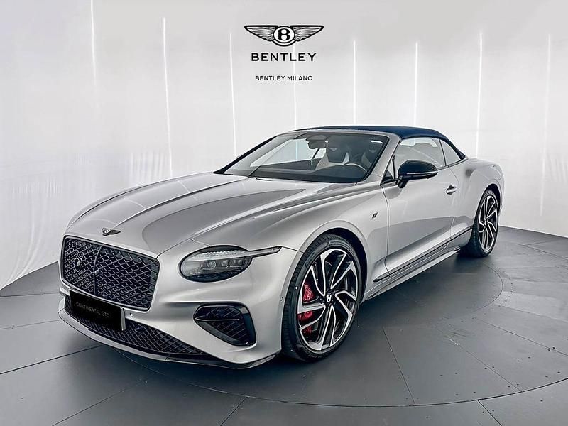 Neu Bentley Continental 680 PS (500 kW) 2026 Grau Cabrio