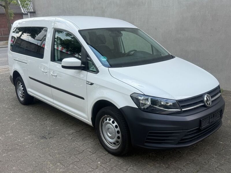 Weiß Gebraucht 2018 VW Caddy Maxi Trendline Van / Kleinbus | 13.900 € (Guter Preis) - Bild 1/4