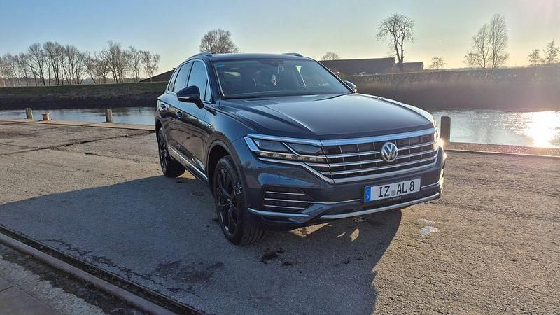 Gebraucht VW Touareg Elegance 286 PS (210 kW) 2018 Blau SUV