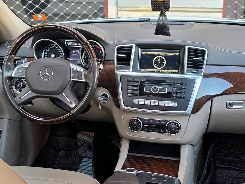 Gebraucht Mercedes GL350 297 PS (218 kW) 2013 Weiß SUV