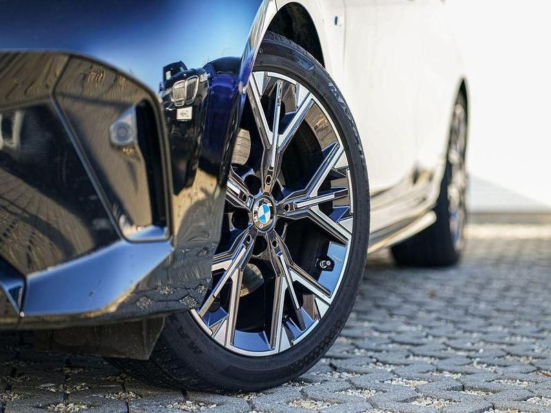 Gebraucht BMW 120 M Sport 163 PS (119 kW) 2025 Saphirschwarzmetallic Kleinwagen