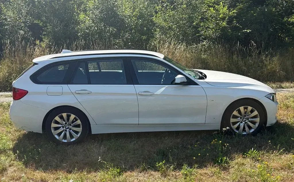 Gebraucht BMW 320 184 PS (135 kW) 2013 Weiß Kombi