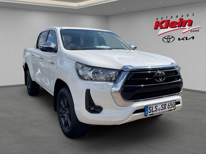 Weiß Neu 2025 Toyota HiLux Comfort Abholung | 55.860 € (Fairer Preis) - Bild 1/4