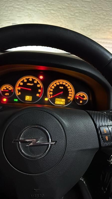 Gebraucht Opel Vectra 230 PS (169 kW) 2006 Schwarz Kombi