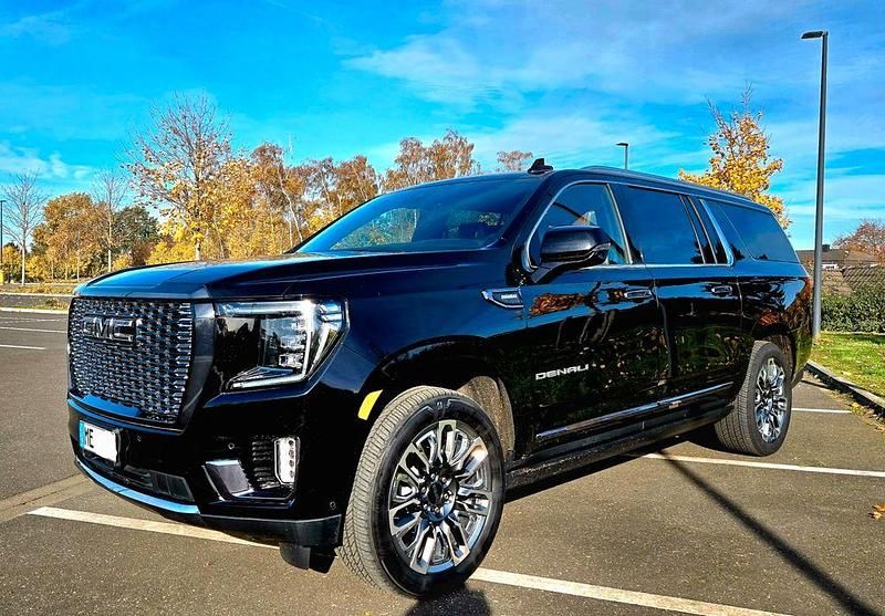 Gebraucht GMC Yukon 278 PS (204 kW) 2023 Schwarz SUV