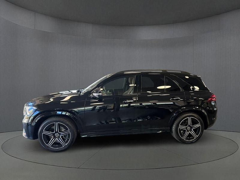 Gebraucht Mercedes GLE400 252 PS (185 kW) 2024 Schwarz SUV