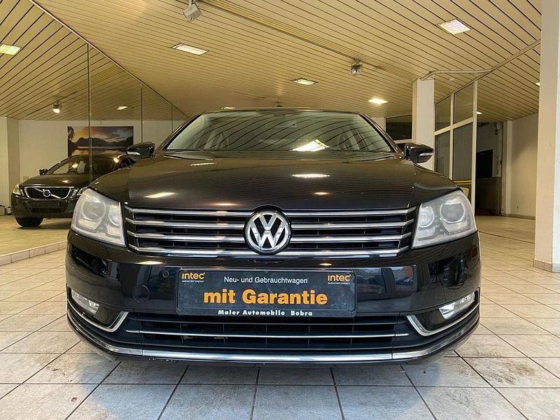 Gebraucht VW Passat Highline 140 PS (102 kW) 2014 Schwarz Limousine