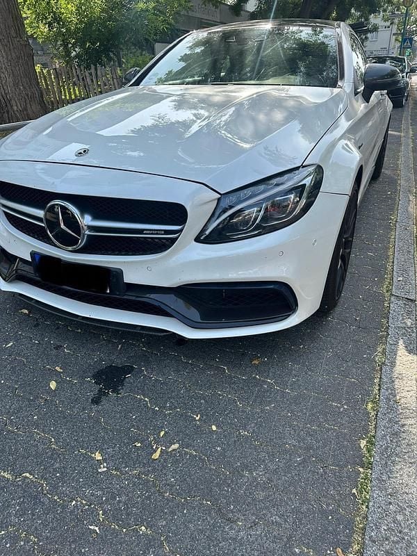 Weiß Gebraucht 2016 Mercedes C63S AMG AMG Coupé | 38.700 € (Superpreis) - Bild 1/4