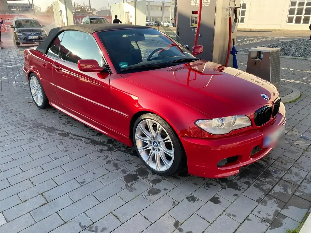 Gebraucht BMW 325 Cabriolet M Sport 192 PS (141 kW) 2004 Rot Cabrio