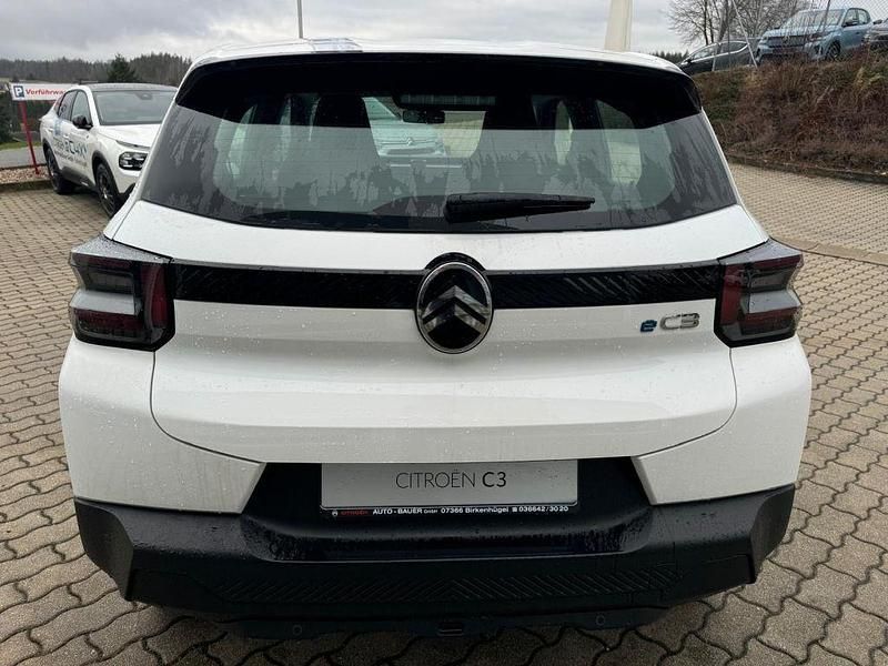 Gebraucht Citroën e-C3 83 kW (113 PS) 2024 Polarweiß Kleinwagen