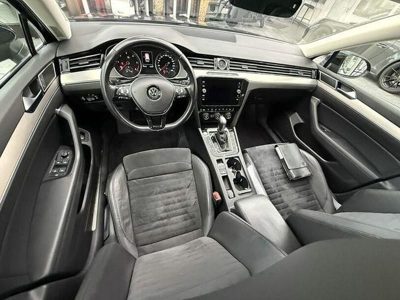 Gebraucht VW Passat Highline 190 PS (139 kW) 2019 Schwarz Kombi