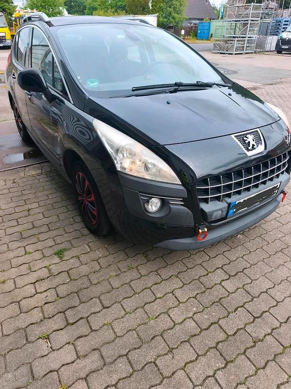 Schwarz Gebraucht 2010 Peugeot 3008 Premium SUV | 3.000 € (Guter Preis) - Bild 1/4