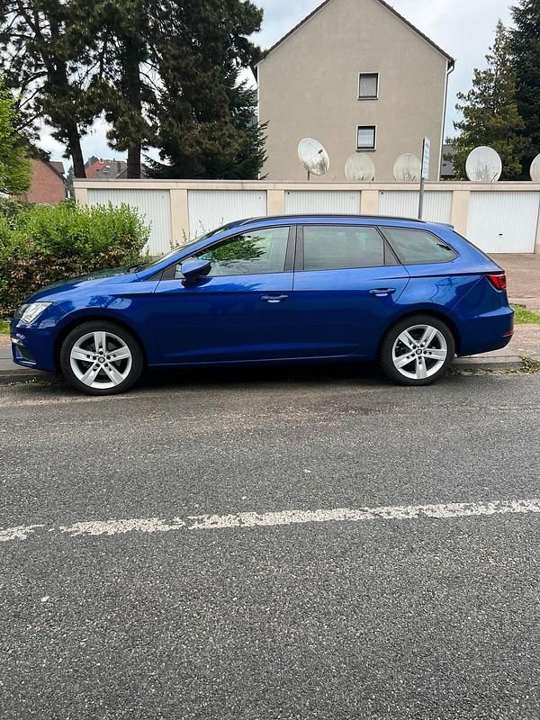 Gebraucht Seat Leon FR 2019 Blau Kombi