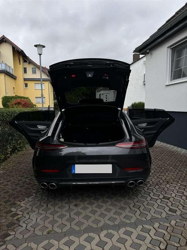 Gebraucht Mercedes AMG GT 53 AMG 435 PS (319 kW) 2023 Grau Coupé