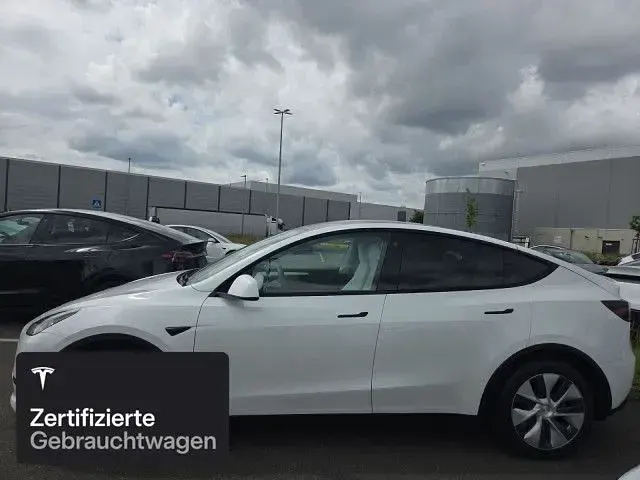 Gebraucht Tesla Model Y RWD 203 kW (277 PS) 2024 Weiß SUV