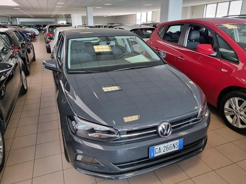 Gebraucht VW Polo Comfortline 80 PS (58 kW) 2019 Schwarz Kleinwagen