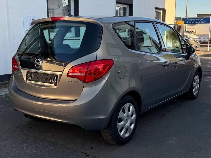 Gebraucht Opel Meriva Edition 101 PS (74 kW) 2010 Braun Van / Kleinbus