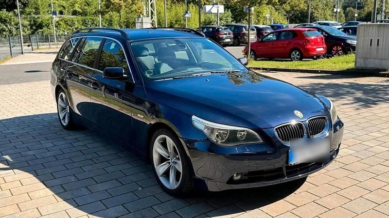 Blau Gebraucht 2004 BMW 525 Kombi | 3.600 € (Fairer Preis) - Bild 1/4