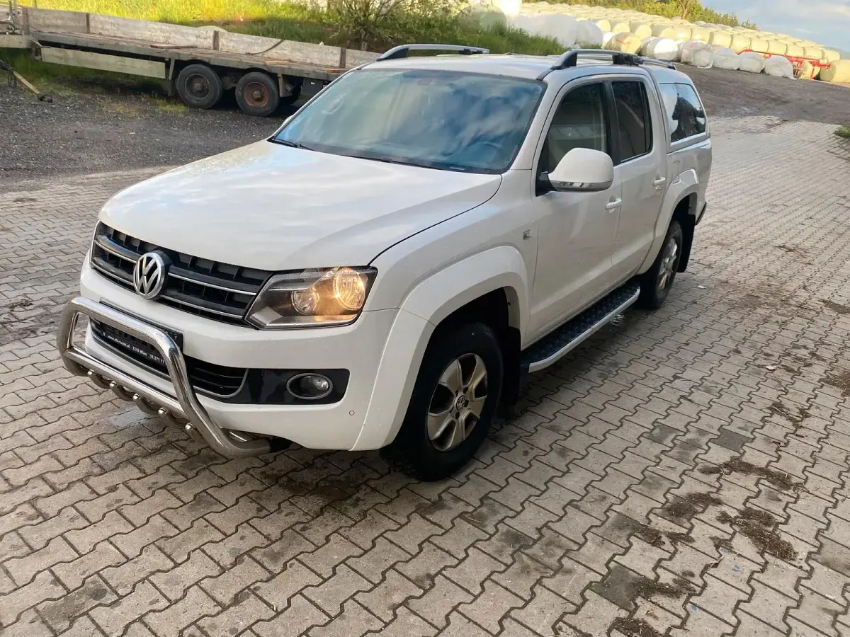 Gebraucht VW Amarok 178 PS (130 kW) 2011 Weiß Pickup