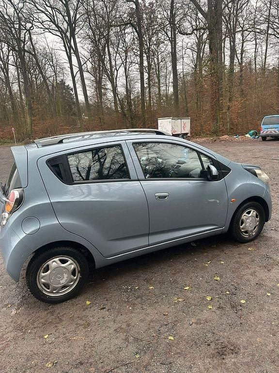 Gebraucht Chevrolet Spark LS 82 PS (60 kW) 2010 Blau Kleinwagen