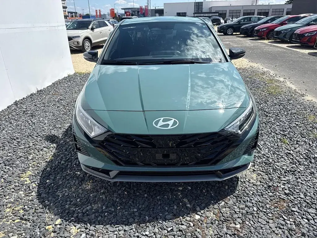 Neu Hyundai i20 Style 90 PS (66 kW) 2026 Grün Kleinwagen