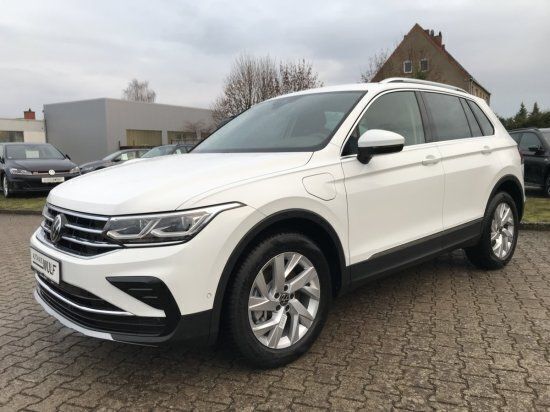 Gebraucht VW Tiguan Elegance 245 PS (180 kW) 2022 Weiß SUV
