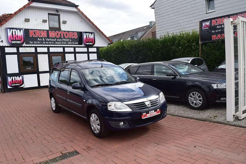 Blau Gebraucht 2013 Dacia Logan MCV Kombi | 3.990 € (Teuer) - Bild 1/4