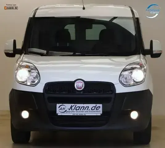 Gebraucht Fiat Doblò 120 PS (88 kW) 2012 Weiß Van / Kleinbus