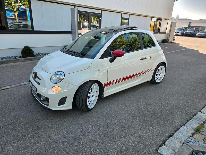 Weiß Gebraucht 2016 Abarth 595 Competizione Kleinwagen | 18.000 € (Etwas zu teuer) - Bild 1/4