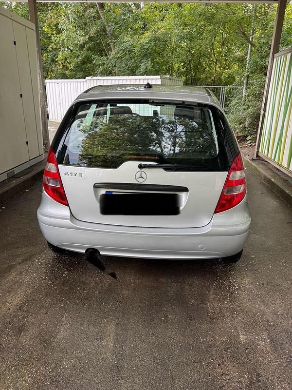 Grau Gebraucht 2005 Mercedes A170 Kleinwagen | 1.700 € (Guter Preis) - Bild 1/4