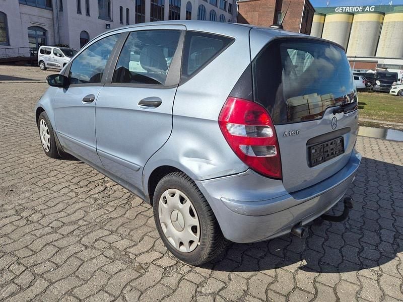 Gebraucht Mercedes A160 82 PS (60 kW) 2006 Blau Kleinwagen