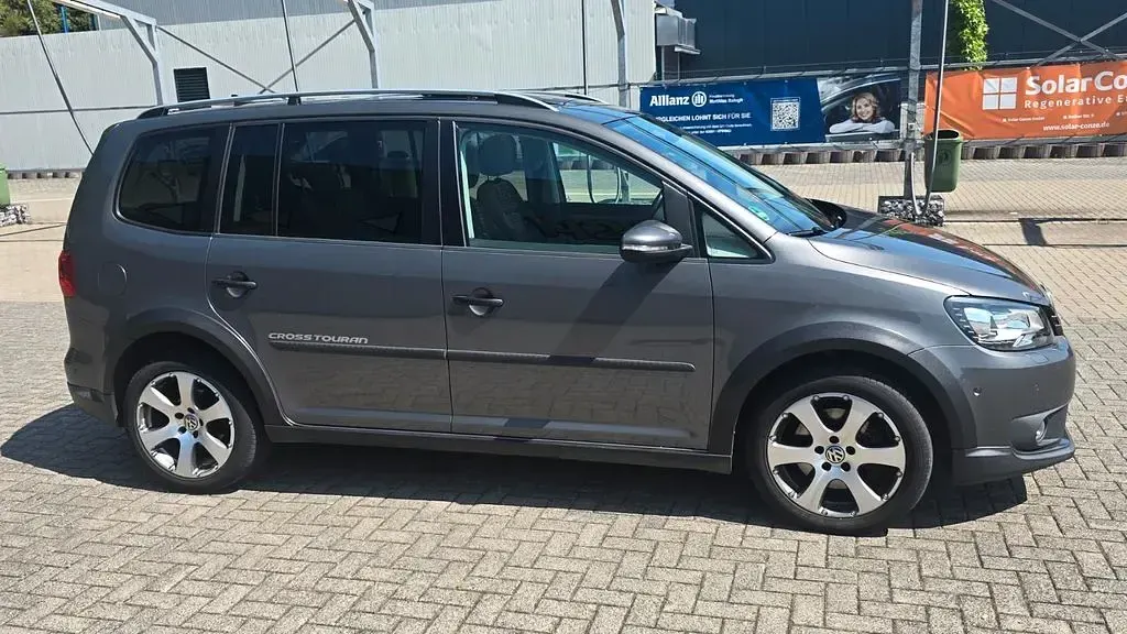 Gebraucht VW Touran Cross 140 PS (102 kW) 2013 Grau Van / Kleinbus