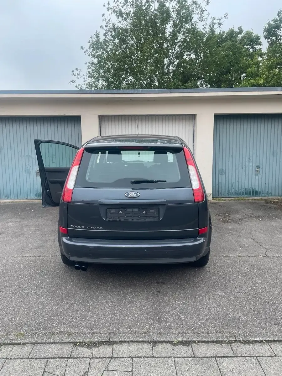 Używany Ford Focus 125 KM (91 kW) 2006 Niebieski Minivan