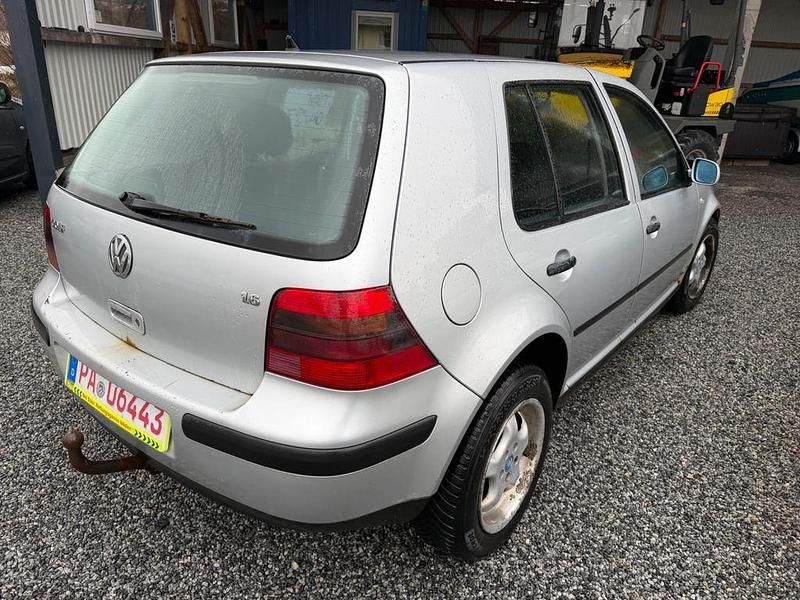Gebraucht VW Golf IV Edition 105 PS (77 kW) 2001 Silber Limousine
