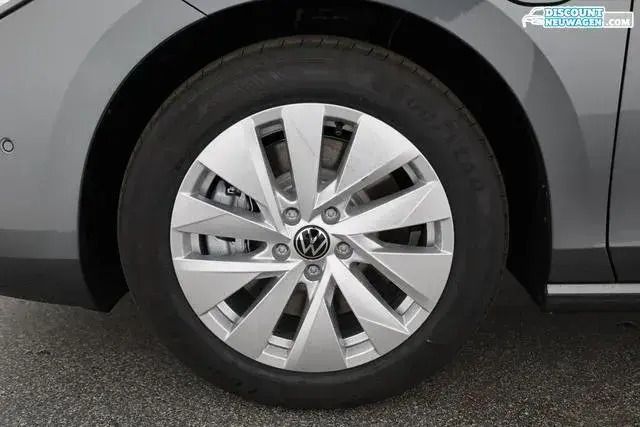 Diabasgrau metallic Neu 2025 VW Passat Business Kombi | 44.895 € (Guter Preis) - Bild 1/1