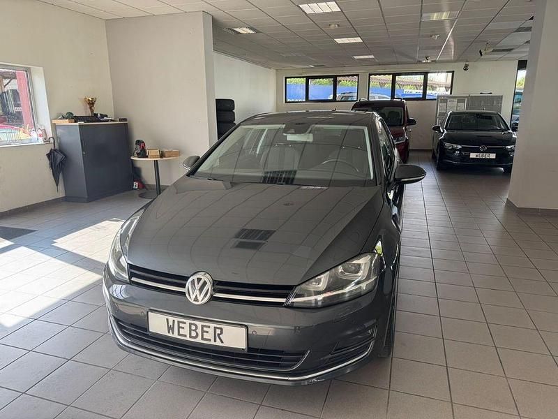 Grau Gebraucht 2016 VW Golf VII Allstar Limousine | 9.999 € (Superpreis) - Bild 1/4