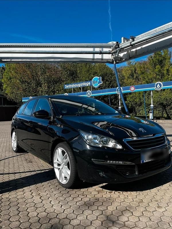 Schwarz Gebraucht 2016 Peugeot 308 Kombi | 6.700 € (Superpreis) - Bild 1/4